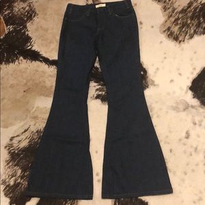 Bell bottom Levi’s